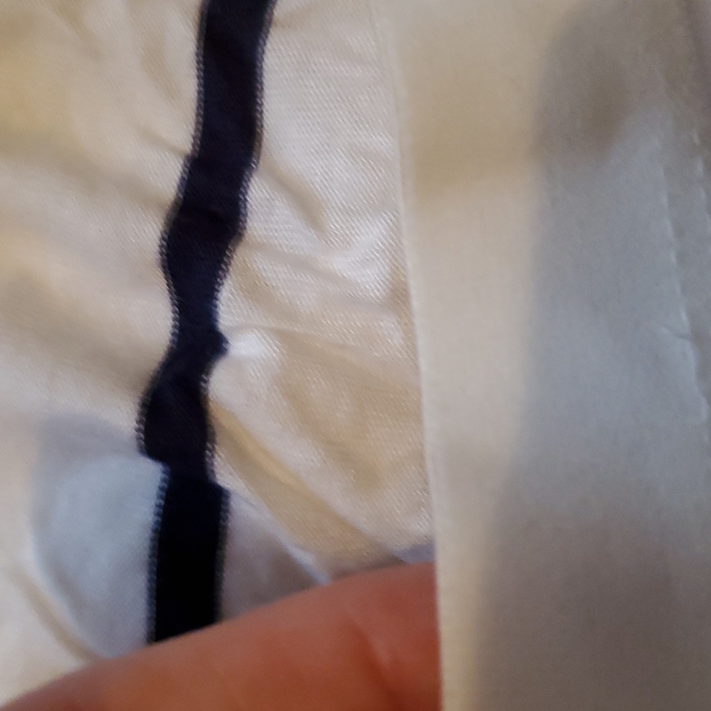 Top - Picture 4 of 7